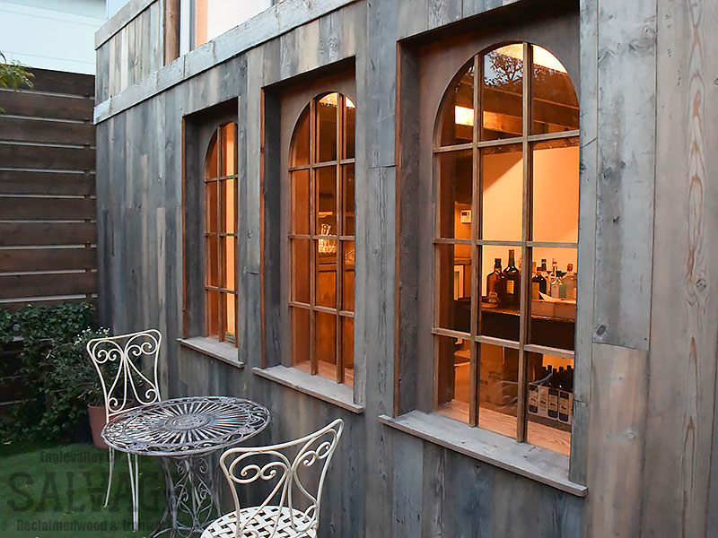 スタジオ施工例　5-02　古材外装施工　オーダー窓