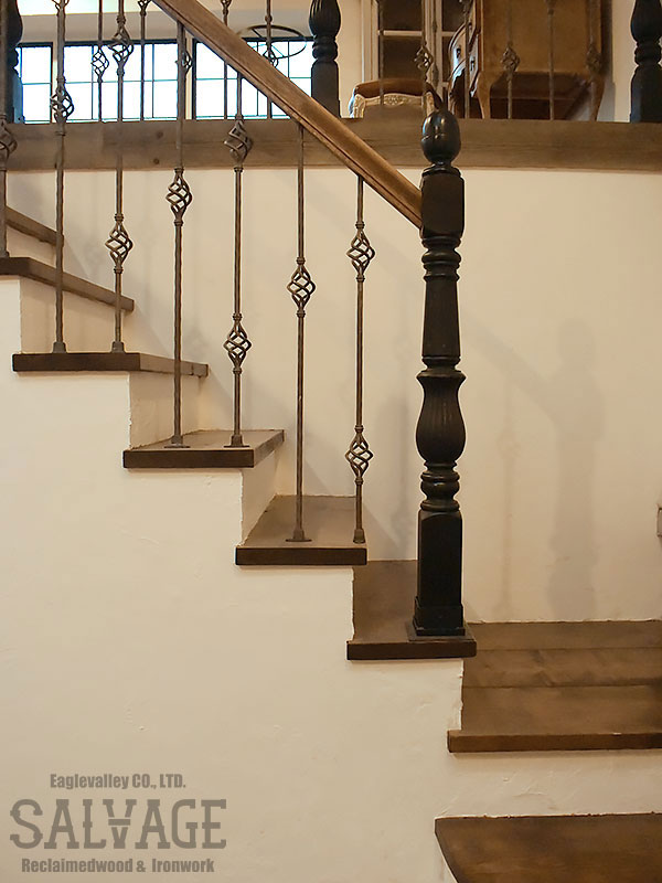 スタジオ施工例　5-07　ウッドアンドアイアン手摺り