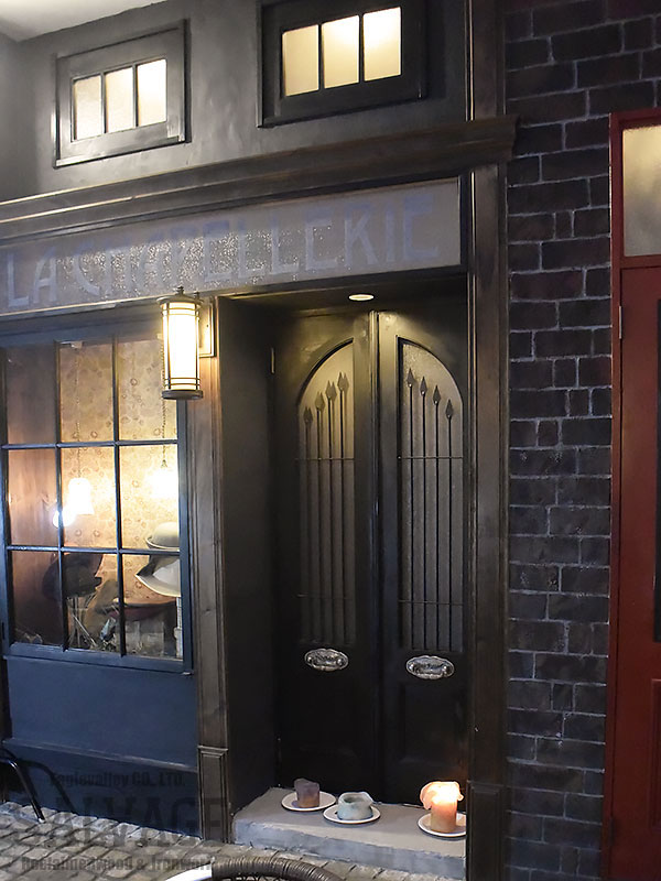 スタジオ施工例　6-05　外装施工　オーダードア