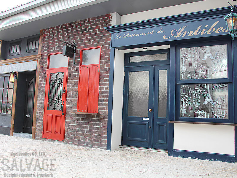 スタジオ施工例　6-16　オーダードア　外装施工