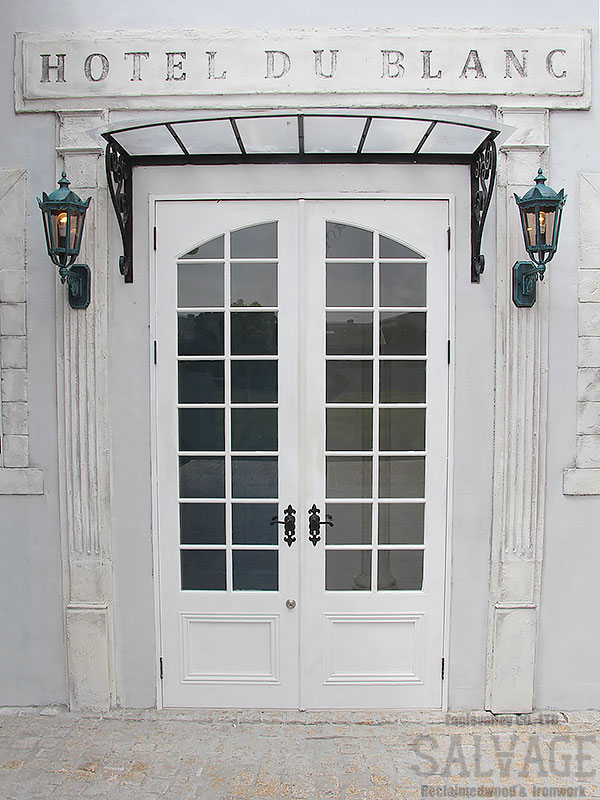 スタジオ施工例　6-20　オーダードア　アイアンバイザー